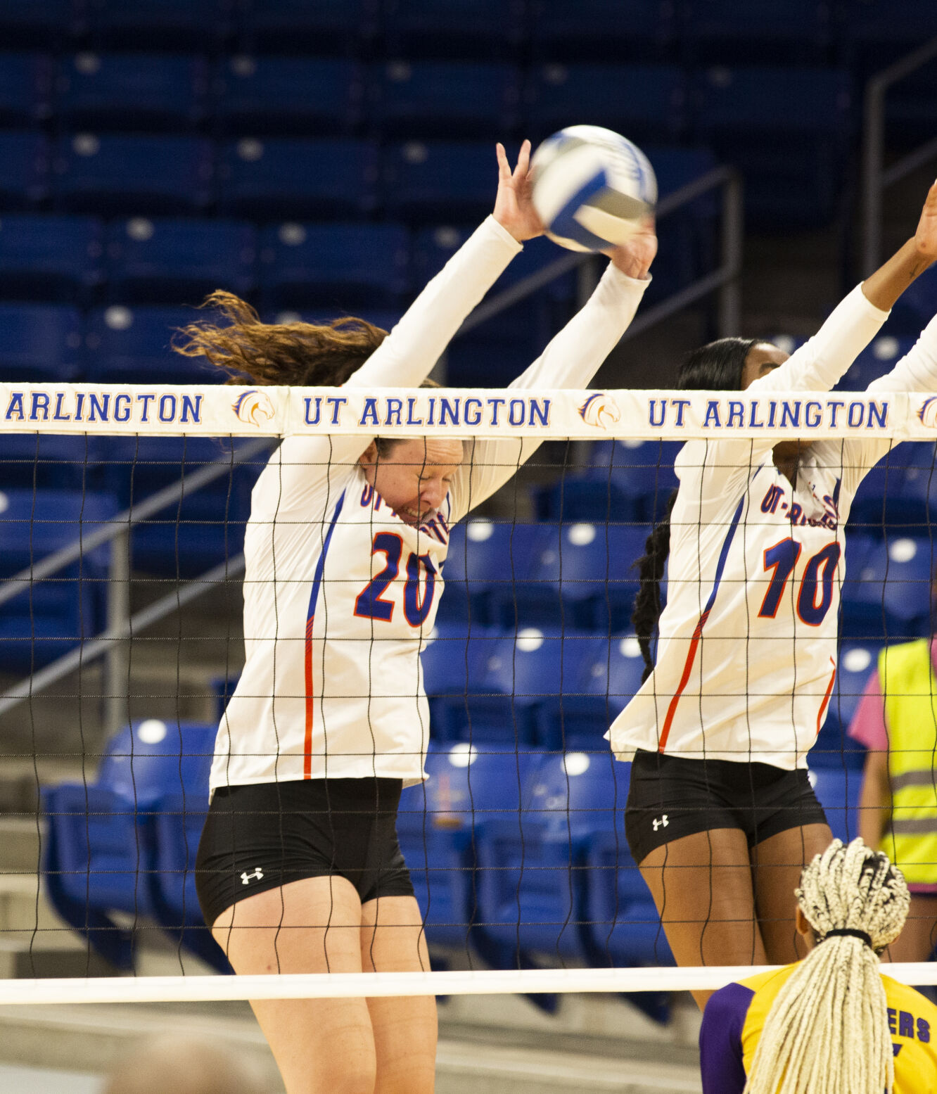 Photos: UTA volleyball earns first two wins of season at third annual Maverick Invitational
